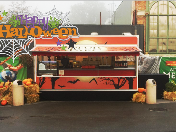 Remorque Snack HALLOWEEN au Parc Astérix